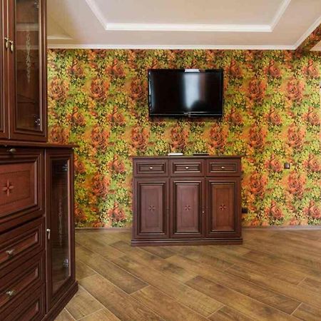 Apartment In Deribasovskay Street 20 Одесса Экстерьер фото
