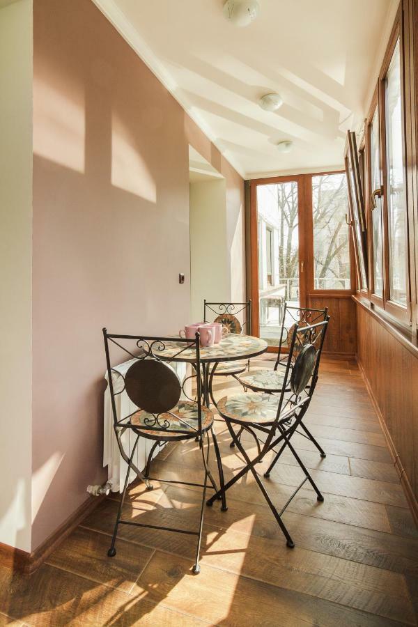 Apartment In Deribasovskay Street 20 Одесса Экстерьер фото